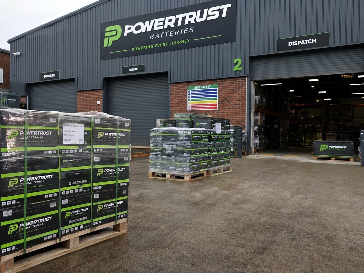 Vehicle Batteries Trading image 6